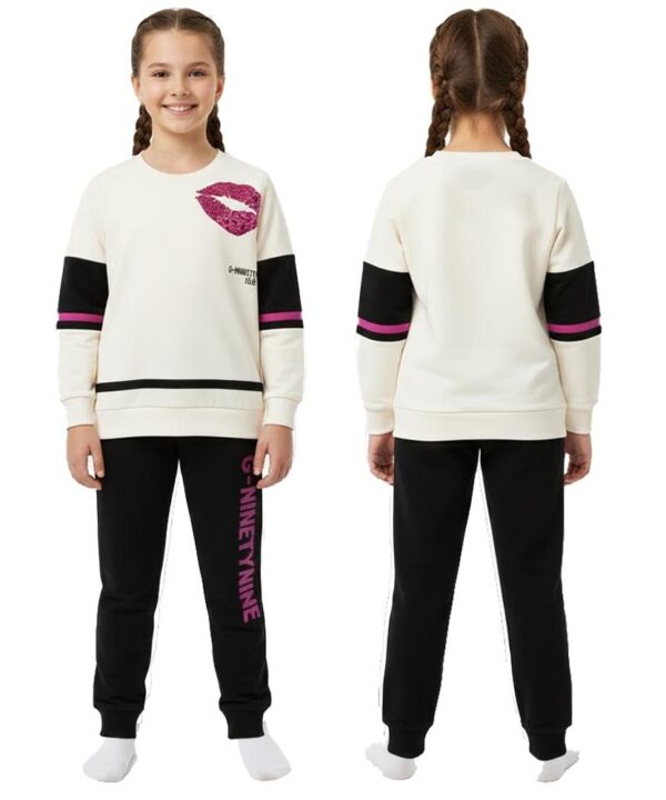 Girls Casual Lip Print Sweatshirt – Soft Beige Pullover with Contrast Black & Pink Panels” (Copy)